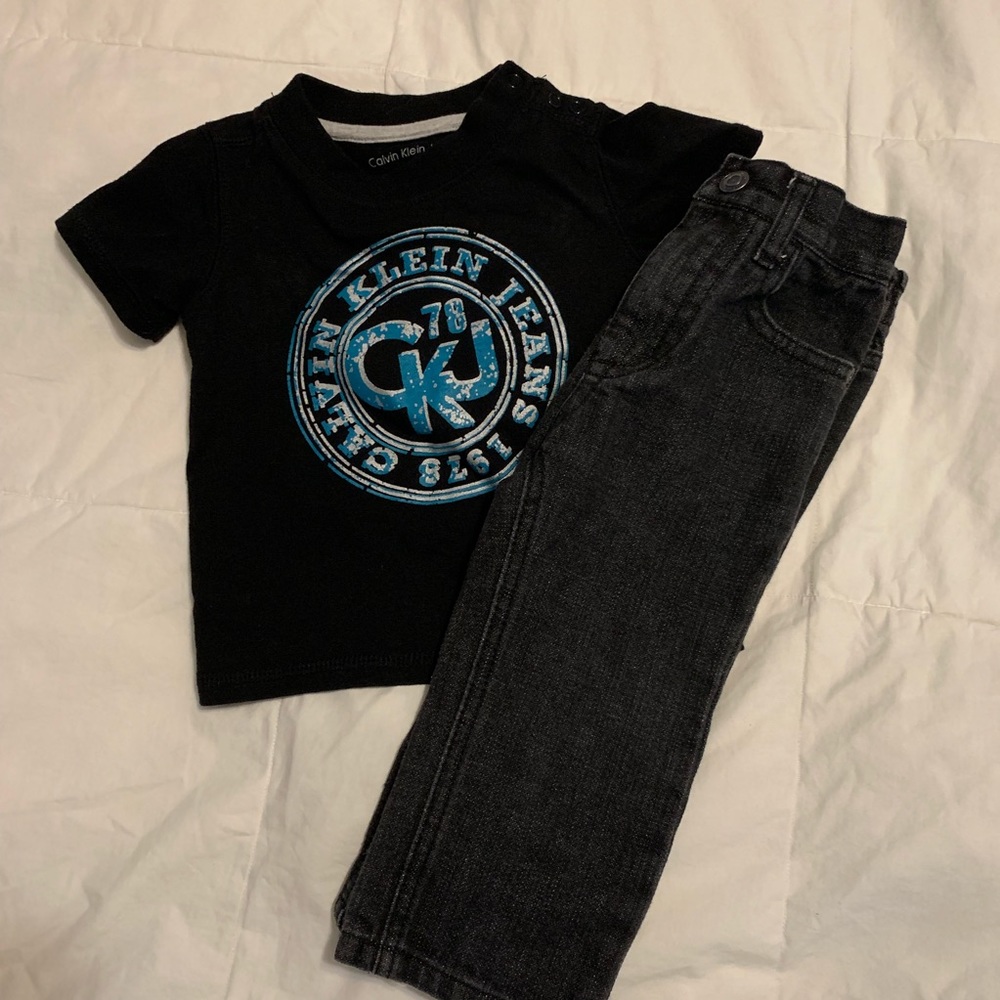 Calvin Klein Boys Outfit Size 12 Months A111